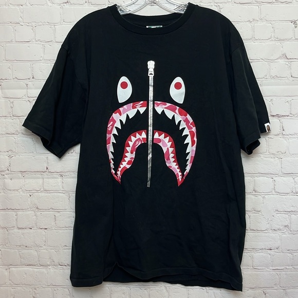 BAPE Black ABC Camo Shark T-Shirt by A Bathing Ape - Picture 2 of 10